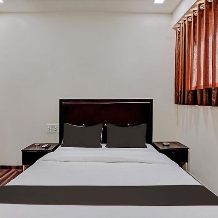 Hotel O Royal Inn Ahmedabad Exterior photo
