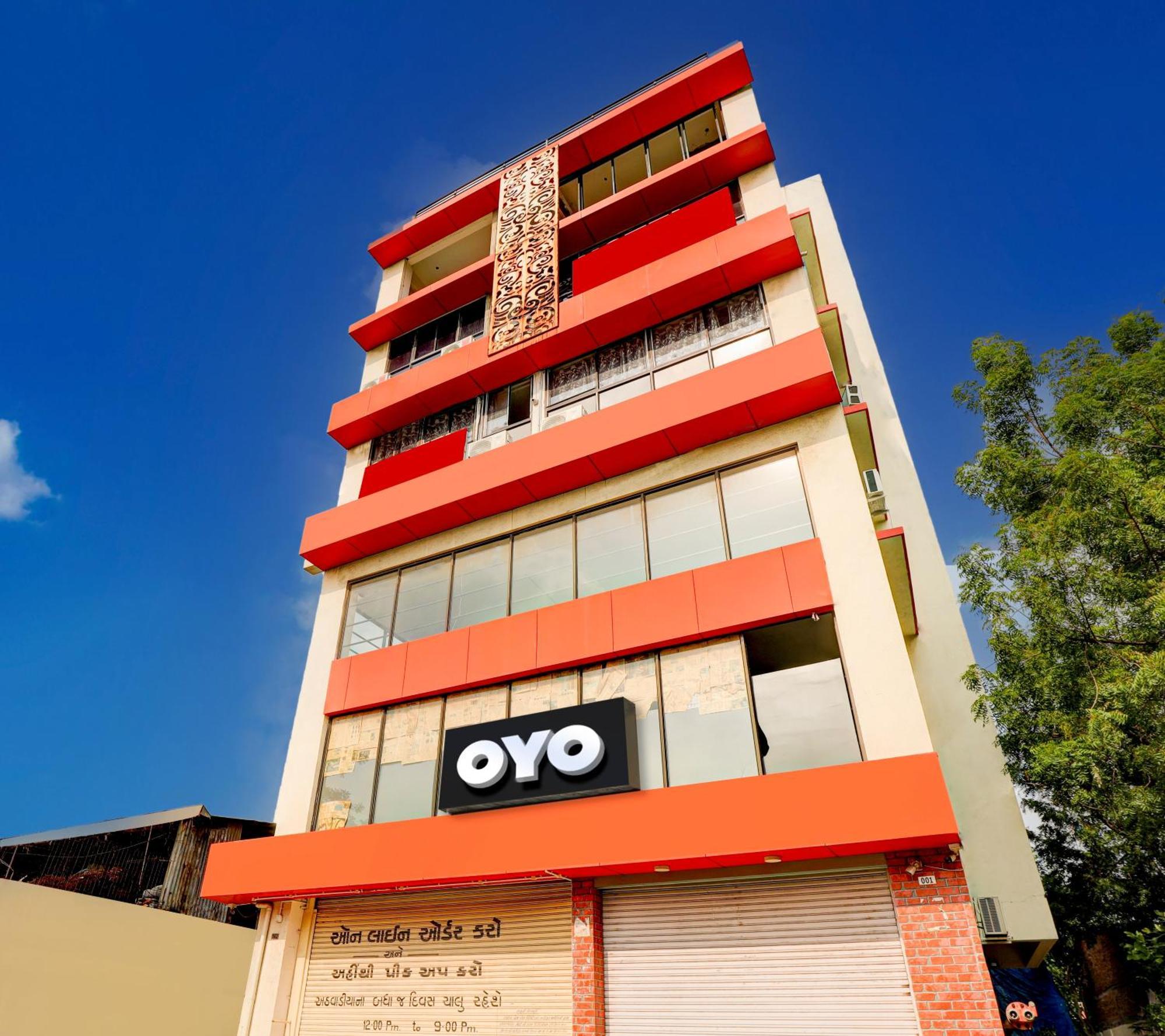 Hotel O Royal Inn Ahmedabad Exterior photo